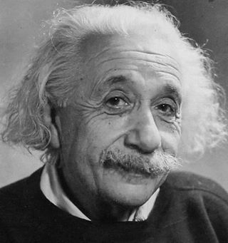 Sau khi từ trần ở tuổi 76, não của Albert Einstein được tách ra 240 phần để các nhà khoa học nghiên cứu.